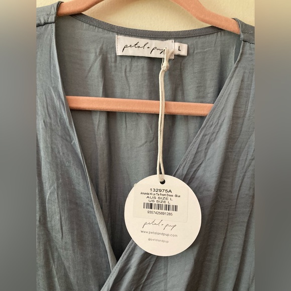 Petal + Pup Amanda Hi-Lo Tie Front Dress Blue Large - Picture 11 of 13